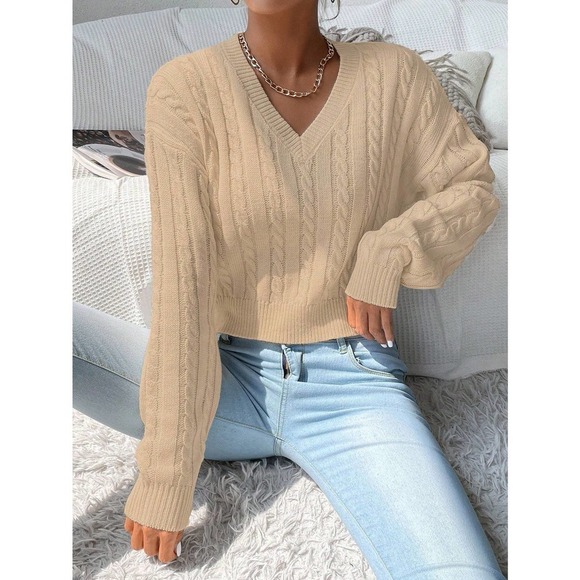 🌟 preppy V neck Cable Knit Sweater - Picture 7 of 11